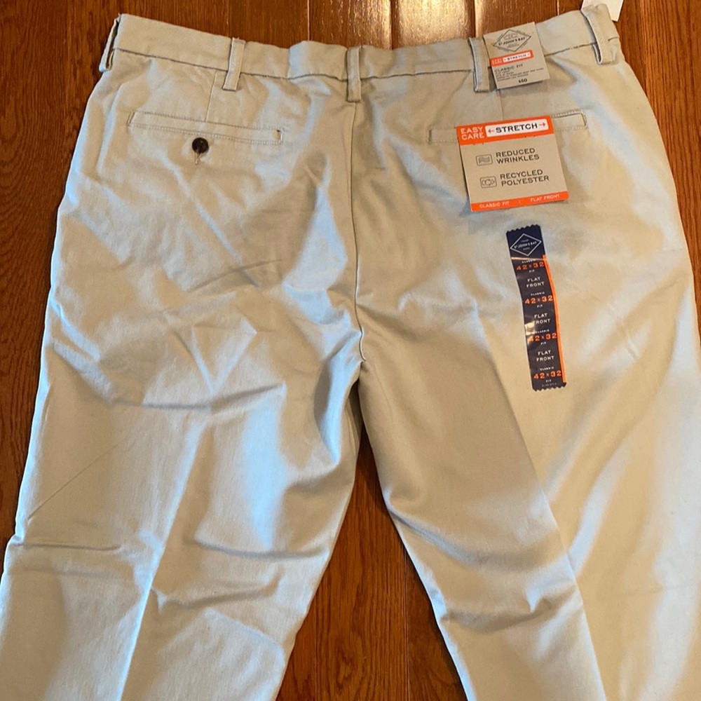 St Johns Bay khaki pants 42x32